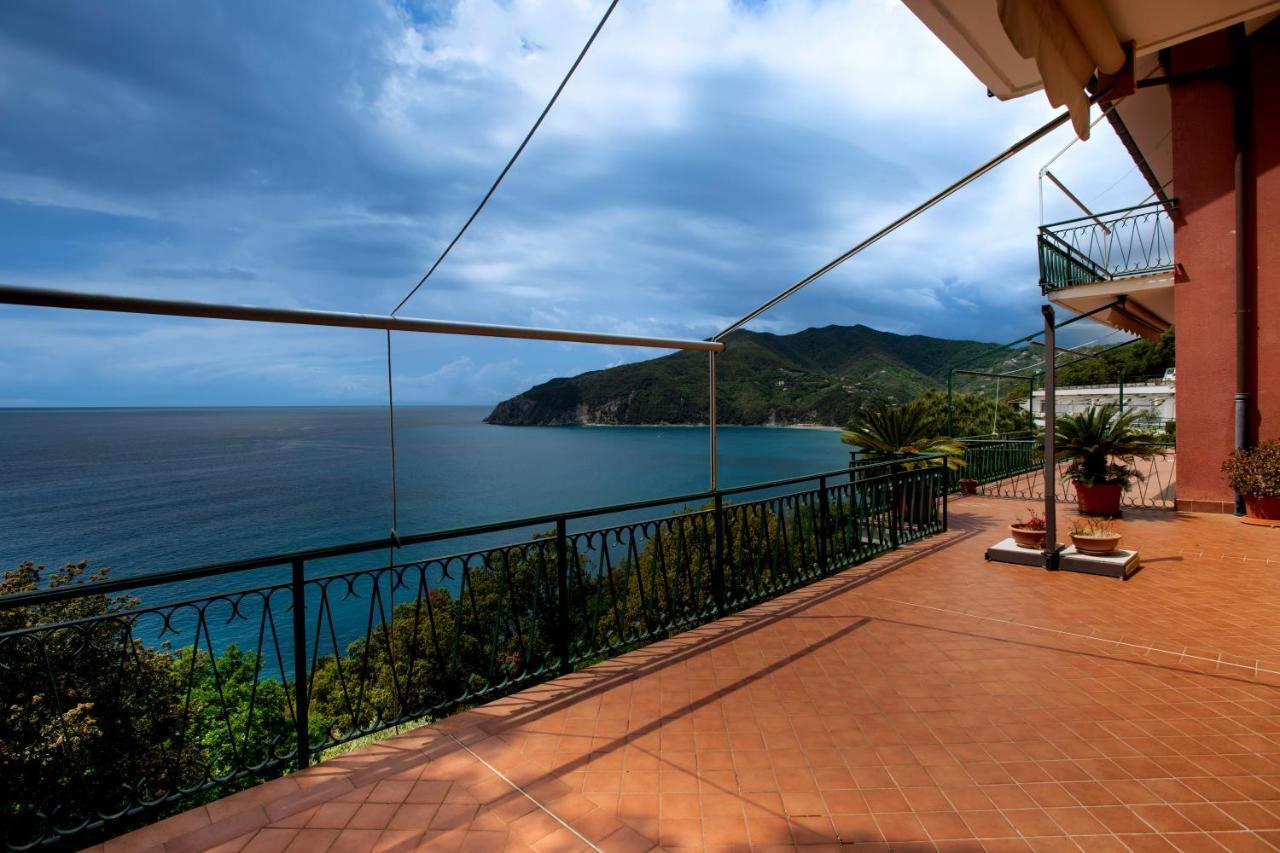 080 - La Villa Storica Il Vigneto 45B, Terrazza Sul Mare - Parcheggio Privato Gratis Moneglia Eksteriør billede